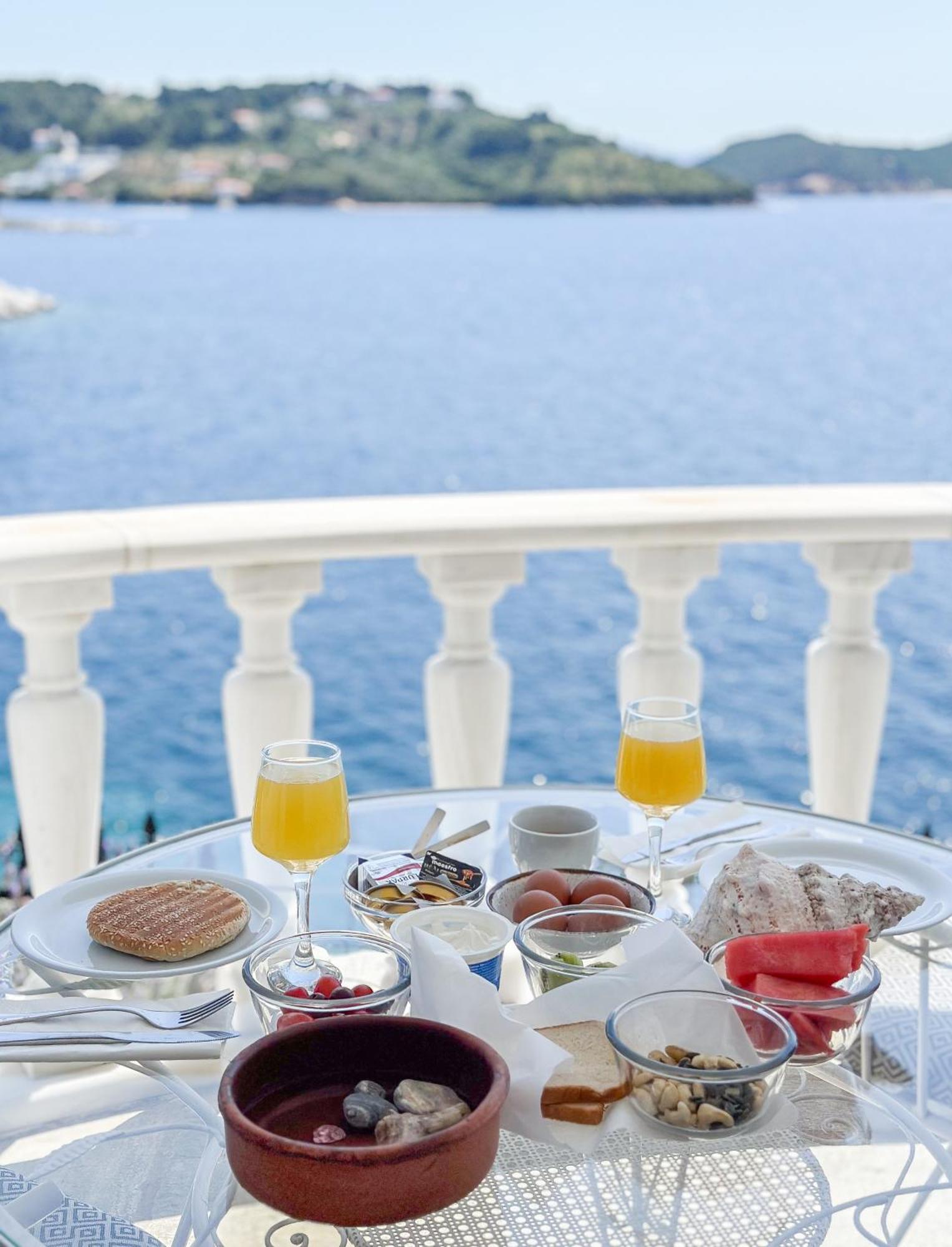 Ourania'S Mansion Hotel Skiathos Exterior photo
