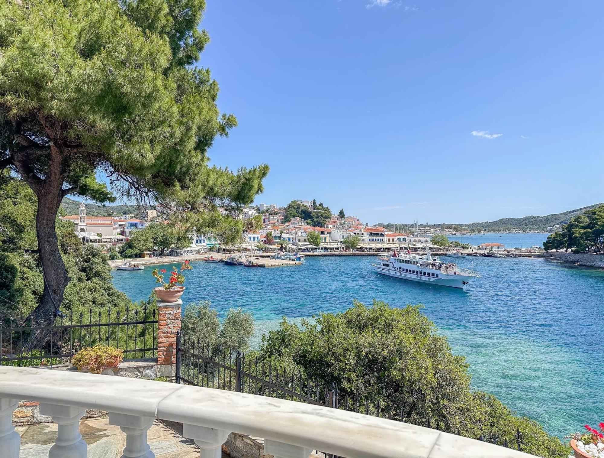 Ourania'S Mansion Hotel Skiathos Exterior photo