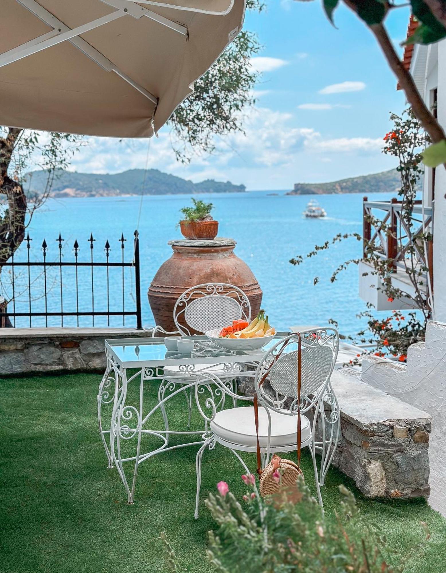 Ourania'S Mansion Hotel Skiathos Exterior photo